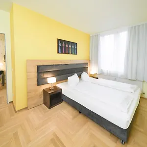 Apartment Amc Bundesallee, Berlin