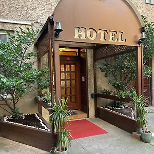 2* Hotel Adam