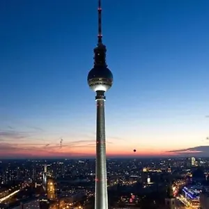 Romantic Style Alexanderplatz Lejlighed