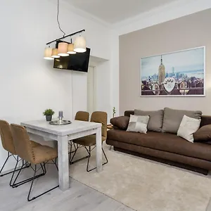 Apartment The Lohmeyerstr Hh, 2 Bed Up To 5 People, Berlin